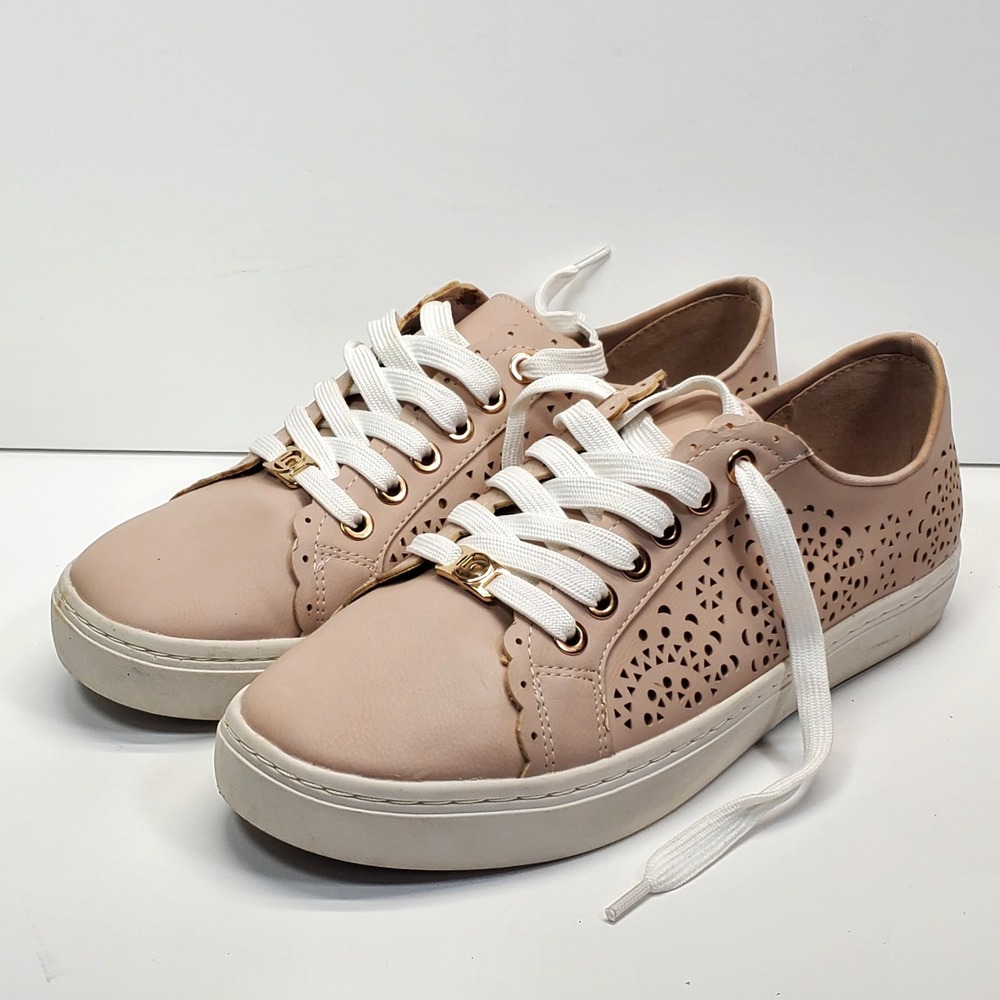 Liz Claiborne Winslow Sneakers Size 8.5M Blush Pink‎ Pierced Design Lace Up